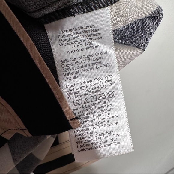 J. Crew | Classic Fit Cupro Blend Shirt In Stripe Black and Tan Size 6 NWT - Picture 8 of 8
